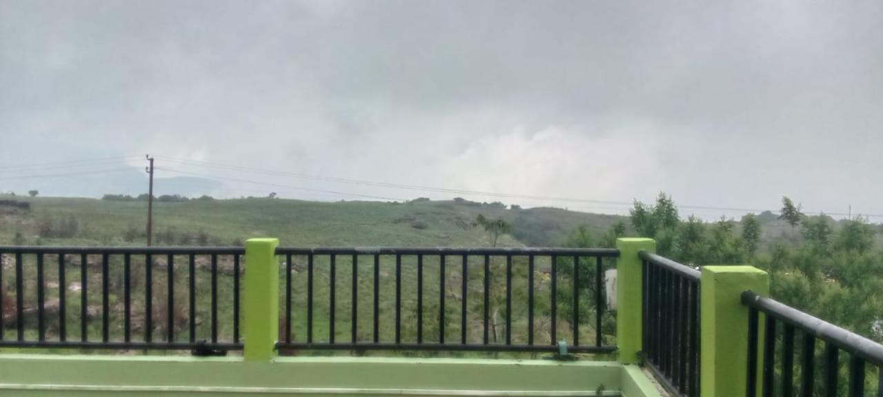 Abode Me Me Ai Haven Hotel Cherrapunji Exterior photo