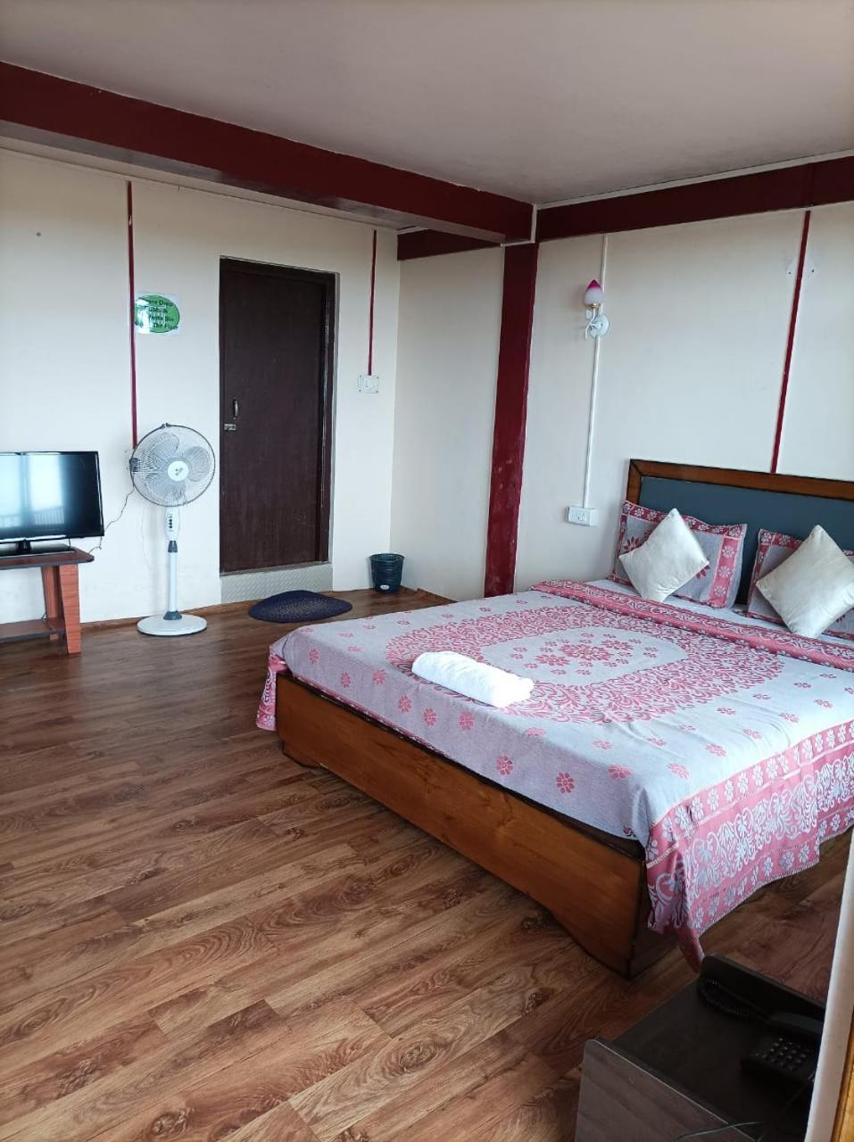 Abode Me Me Ai Haven Hotel Cherrapunji Exterior photo