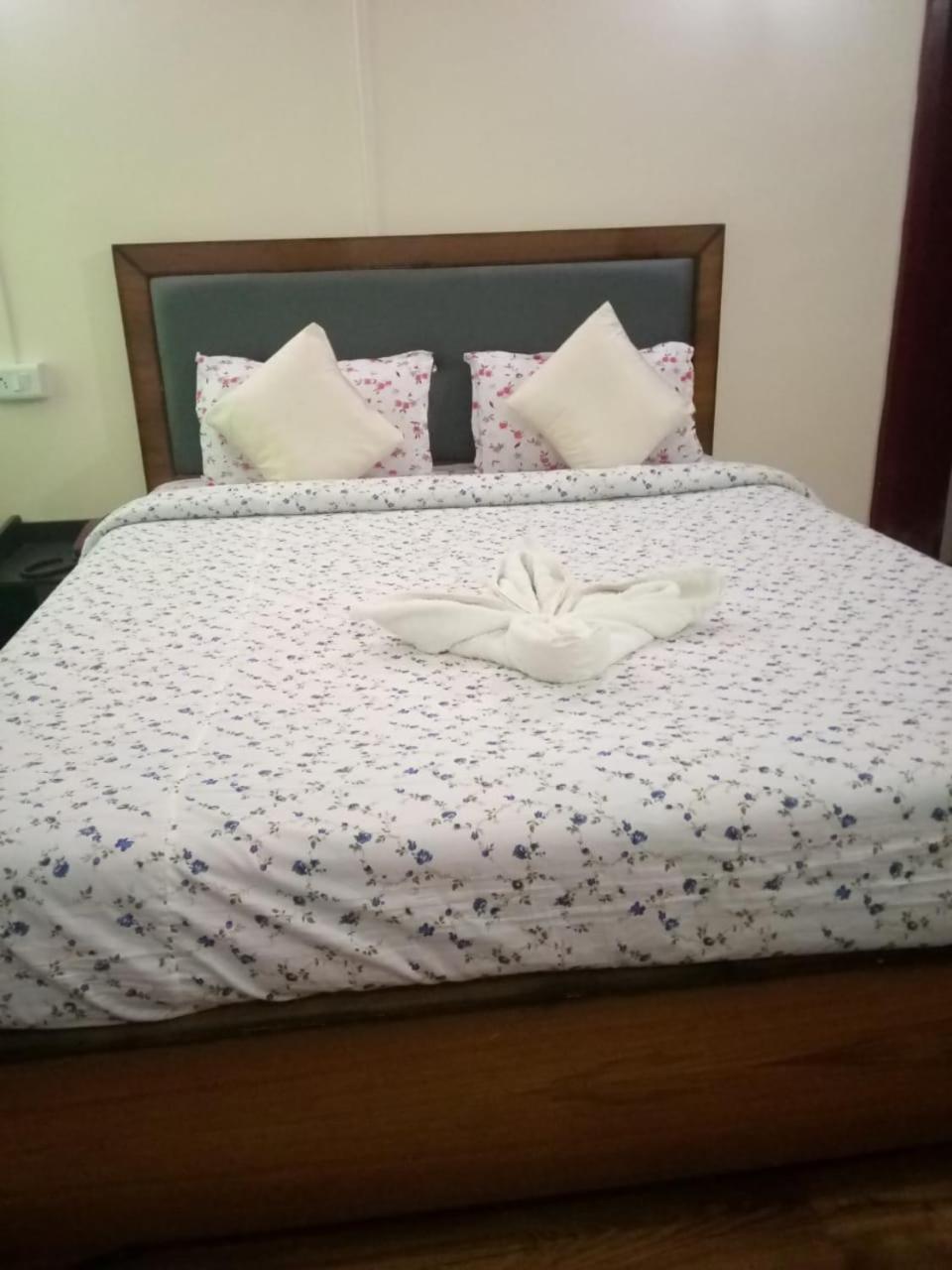 Abode Me Me Ai Haven Hotel Cherrapunji Exterior photo